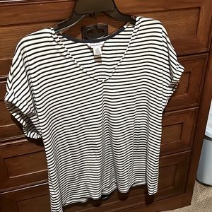 Tommy Bahama T shirt